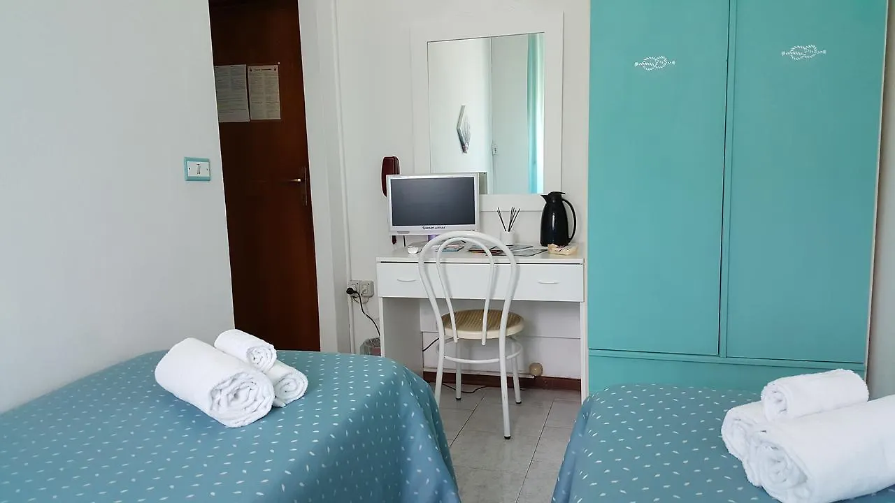 Hotel Villa Italia B&B Porto Azzurro 2*,  Włochy